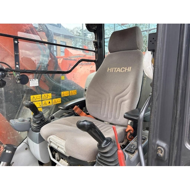 2018 Hitachi-46736126