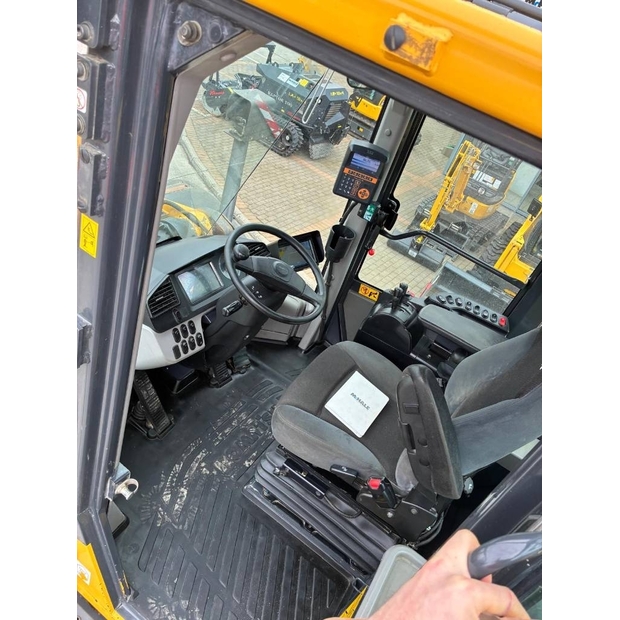 2021 Komatsu 8-46736191