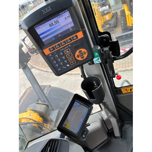 2021 Komatsu 8-46736193