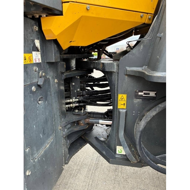 2021 Komatsu 8-46736200