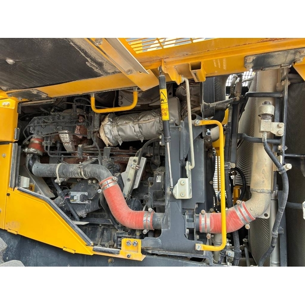 2021 Komatsu 8-46736201