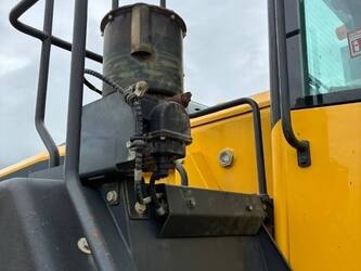 2021-komatsu-8-1444804-46736205