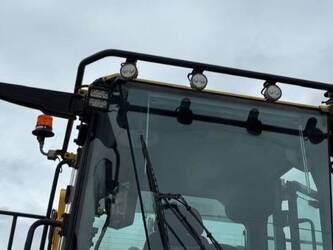 2021-komatsu-8-1444804-46736206