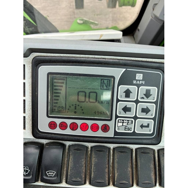 2022 ميرلو 25-46736238