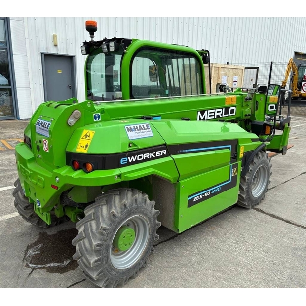 2022 ميرلو 25-46736246