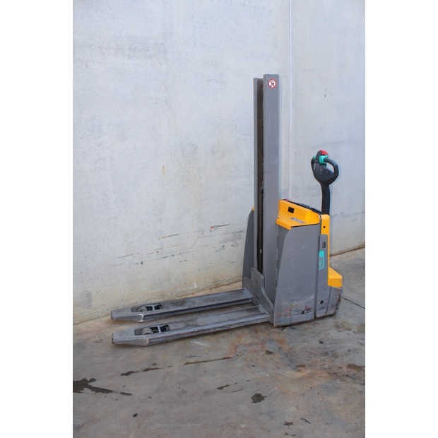 2022 جنجهينريتش EJD 118i 152M LI-ION-46739953