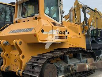 2015-liebherr-pr744-litronic-46743023