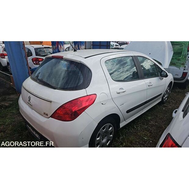 2013 بيجو 308-46746366