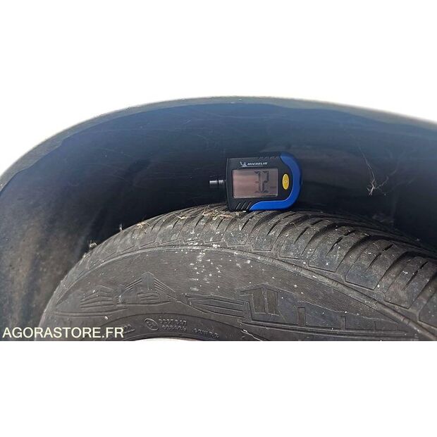 2013 بيجو 308-46746377