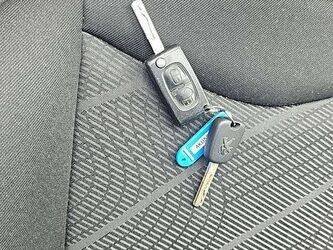 2013-peugeot-308-1444869-46746384