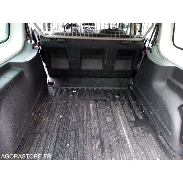 2016 Renault Kangoo-46746671