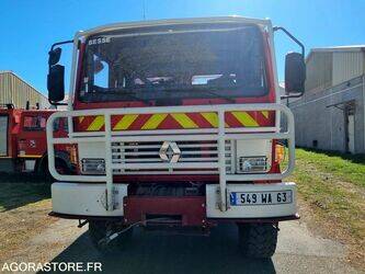 صورة ل شاحنات 1997 رينو M210