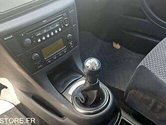 2008-citroen-c4-1444886-46746765