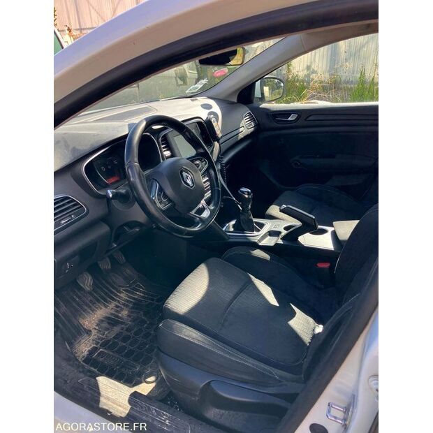 2017 Renault Megane-46746826