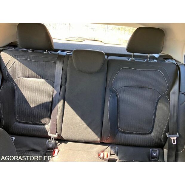 2017 Renault Megane-46746833