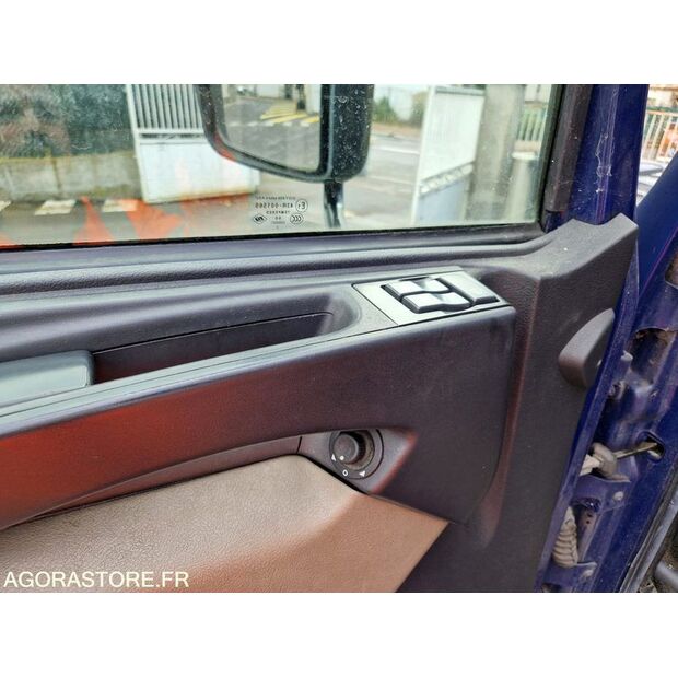 2013 رينو Midlum-46746886