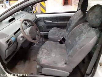 2005-renault-twingo-1444892-46746903