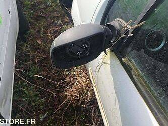 2009-citroen-c3-1444894-46746929