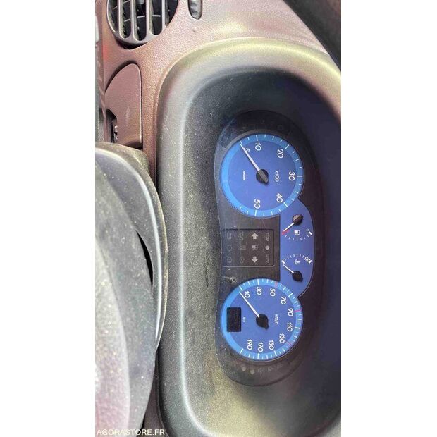 2001 Renault Master-46746961