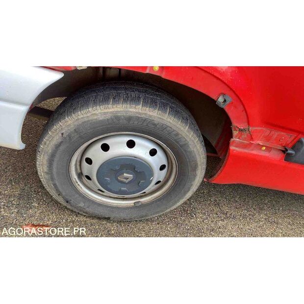 2001 Renault Master-46746964