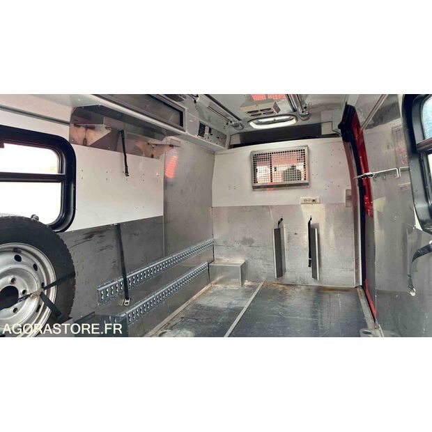 2001 Renault Master-46746969