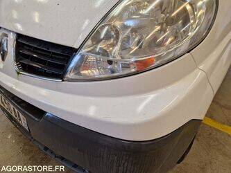 2009-renault-trafic-1444897-46747010