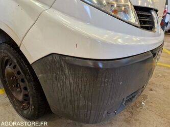 2009-renault-trafic-1444897-46747016