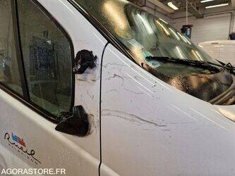 2009-renault-trafic-1444897-46747020