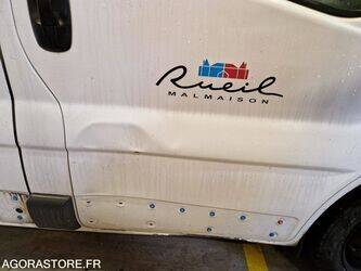 2009-renault-trafic-1444897-46747022