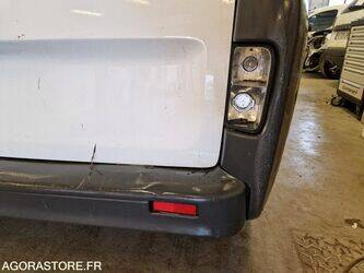 2009-renault-trafic-1444897-46747026