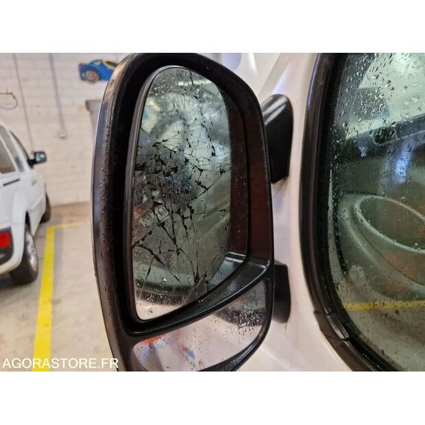 2009 Renault Trafic-46747037