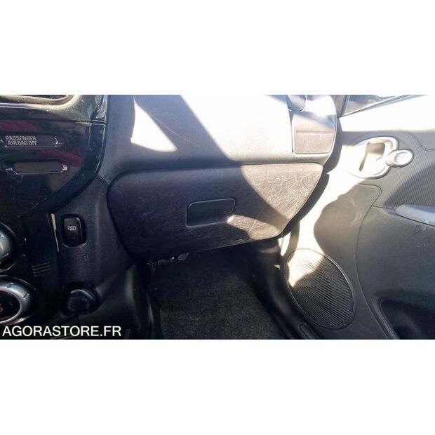 2018 Peugeot ION-46747112