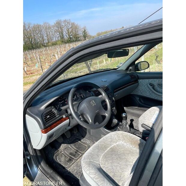 1996 Peugeot 406-46747135