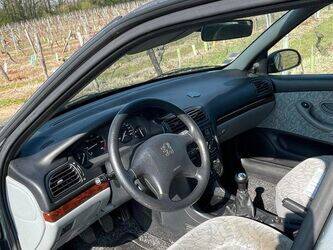1996-peugeot-406-1444905-46747135
