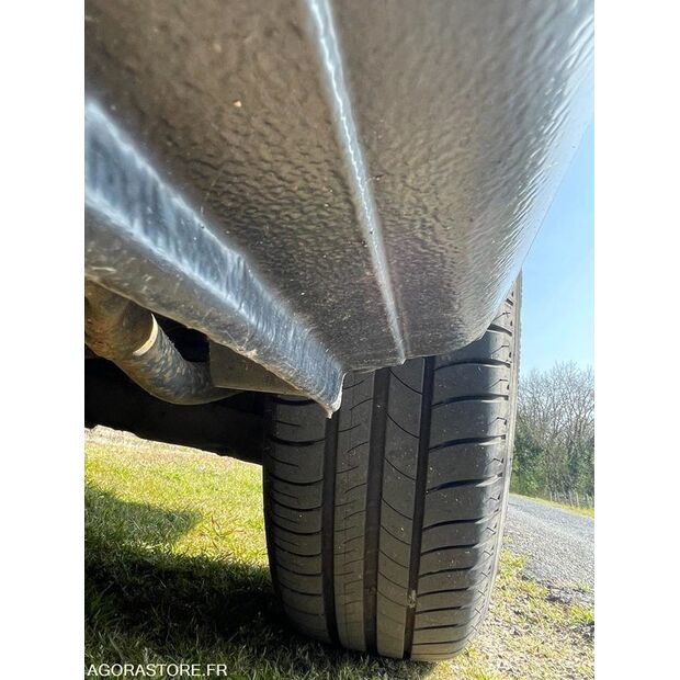 1996 Peugeot 406-46747138