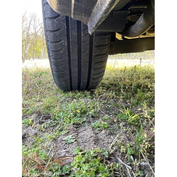 1996 Peugeot 406-46747140