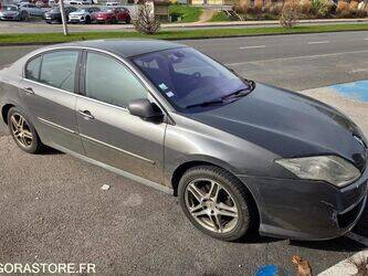 صورة ل سيارات 2007 رينو Laguna