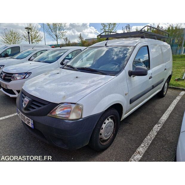 2011 داسيا LOGAN-46747343