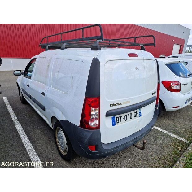 2011 داسيا LOGAN-46747346