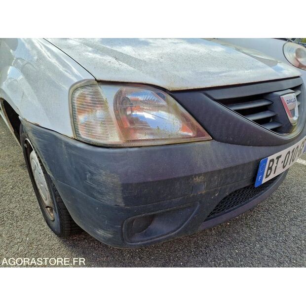 2011 داسيا LOGAN-46747351