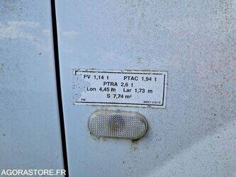 2011-dacia-logan-1444915-46747354