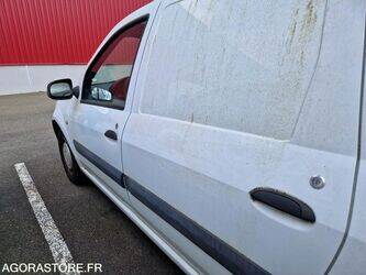 2011-dacia-logan-1444915-46747370