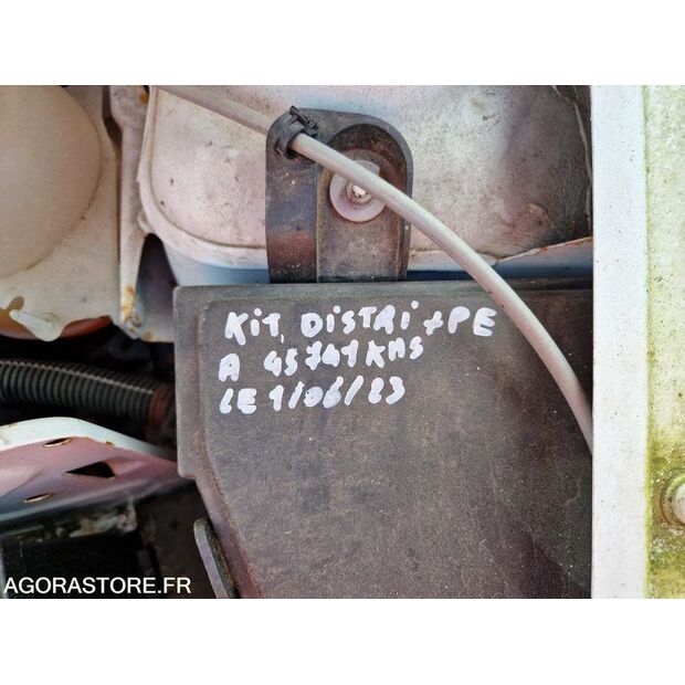 2011 داسيا LOGAN-46747380