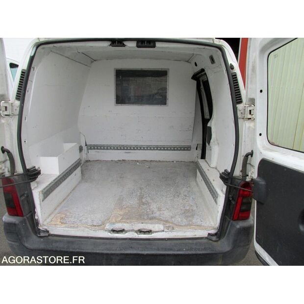 2004 سيتروين BERLINGO-46747398