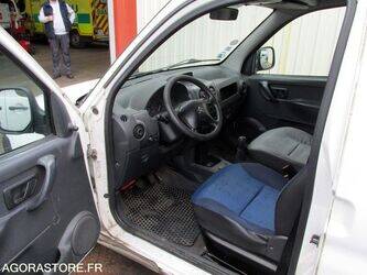 2004-citroen-berlingo-1444918-46747400