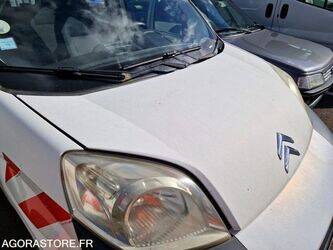 2011-citroen-nemo-1444919-46747411