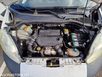 2011-citroen-nemo-1444919-46747435