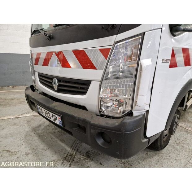 2013 Renault Maxity-46747440