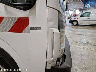 2013-renault-maxity-1444920-46747446