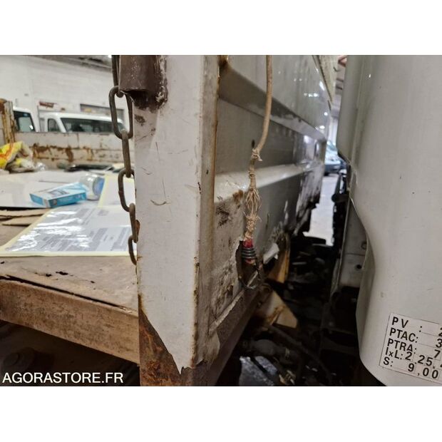 2013 Renault Maxity-46747449